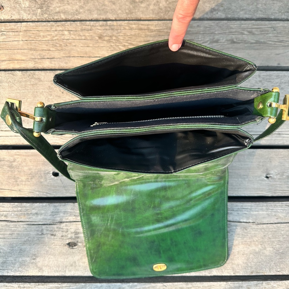 Vintage Marbled Green Faux Leather Crossbody Bag - Picture 3 of 4